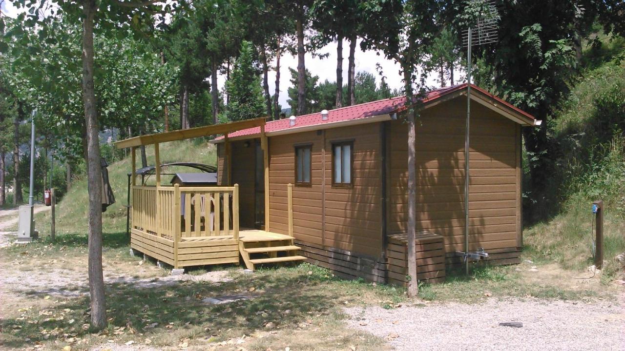 Bungalows Pedraforca EL PEDRA Saldés Esterno foto