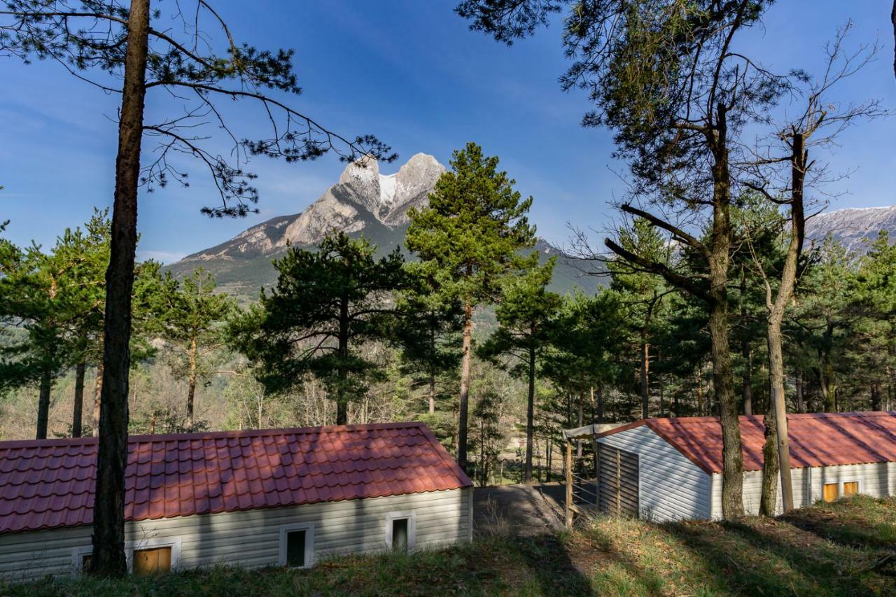 Bungalows Pedraforca EL PEDRA Saldés Esterno foto